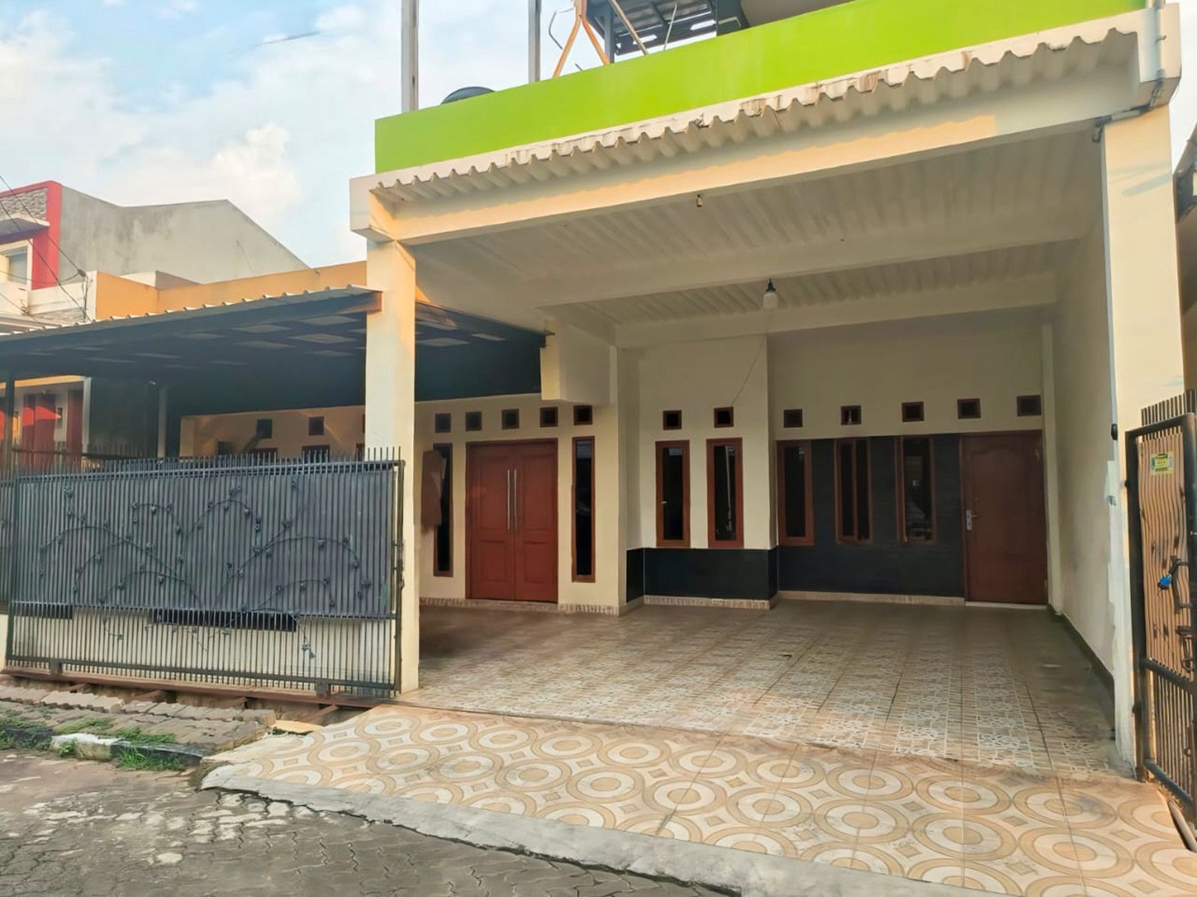 Rumah Bagus Di Bukit Nusa Indah, Jl Garuda Ciputat Tangerang Selatan
