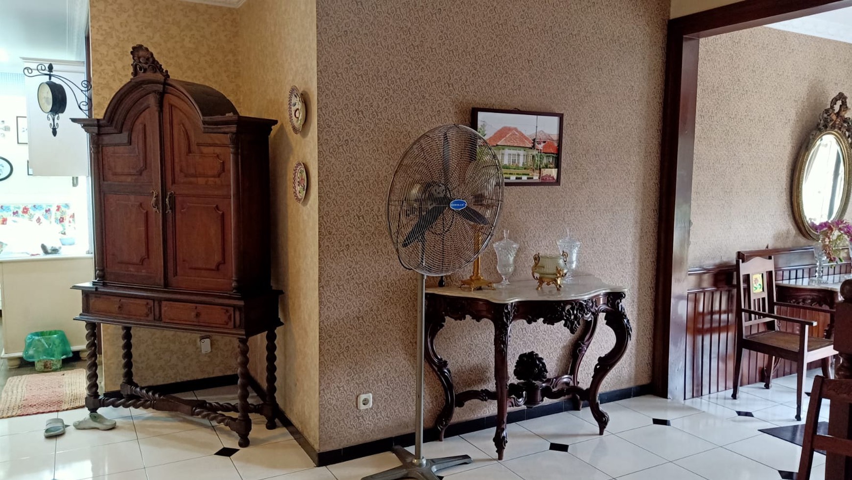 Dijual Rumah Hoek Mewah dalam Cluster Cikini di Bintaro Jaya