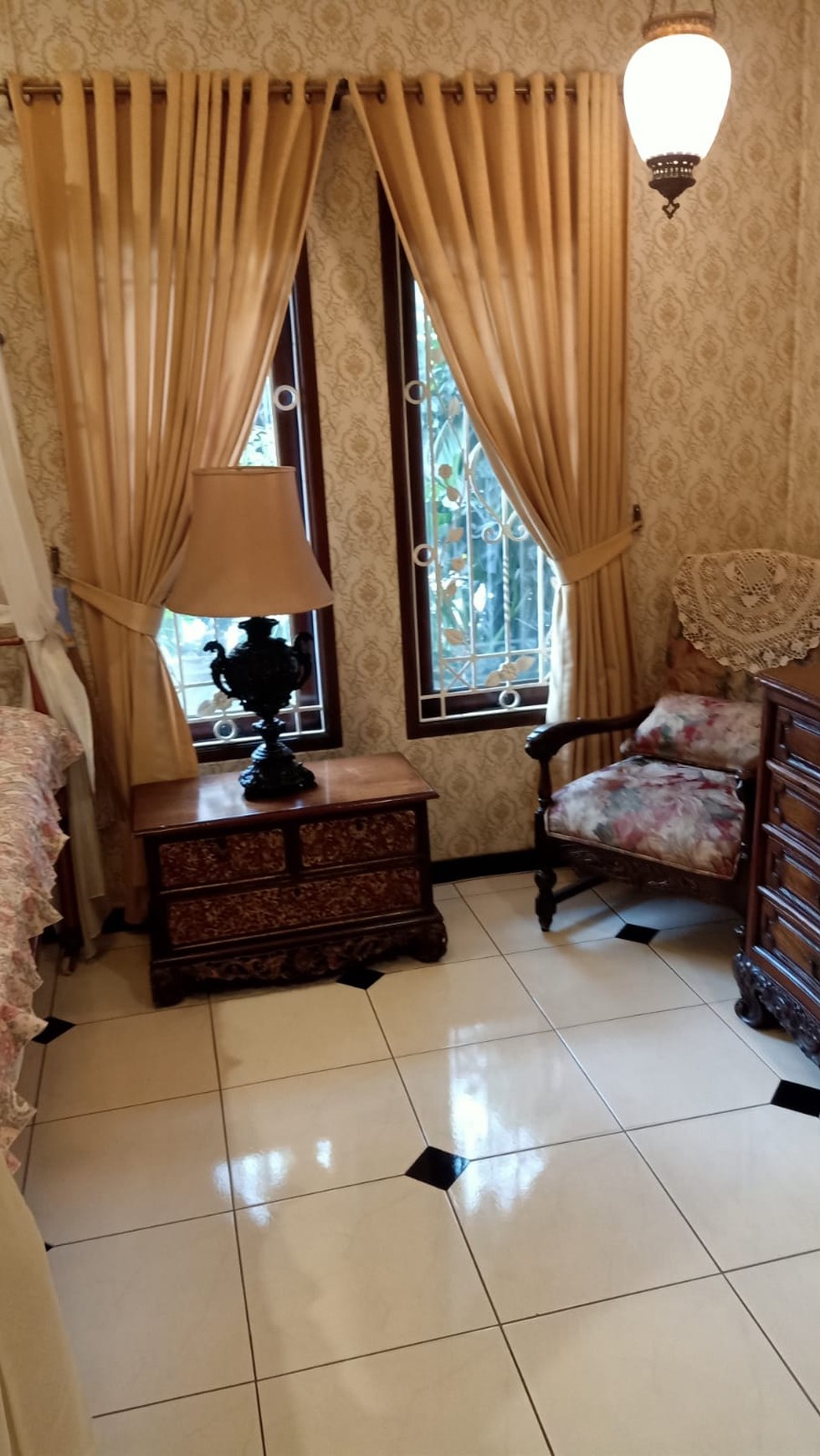 Dijual Rumah Hoek Mewah dalam Cluster Cikini di Bintaro Jaya