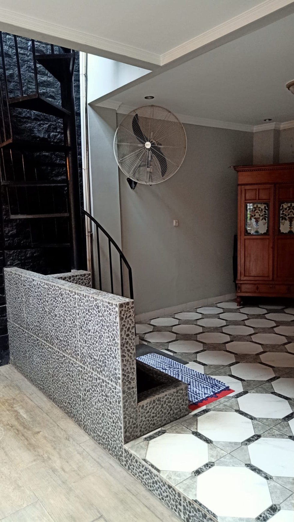 Dijual Rumah Hoek Mewah dalam Cluster Cikini di Bintaro Jaya