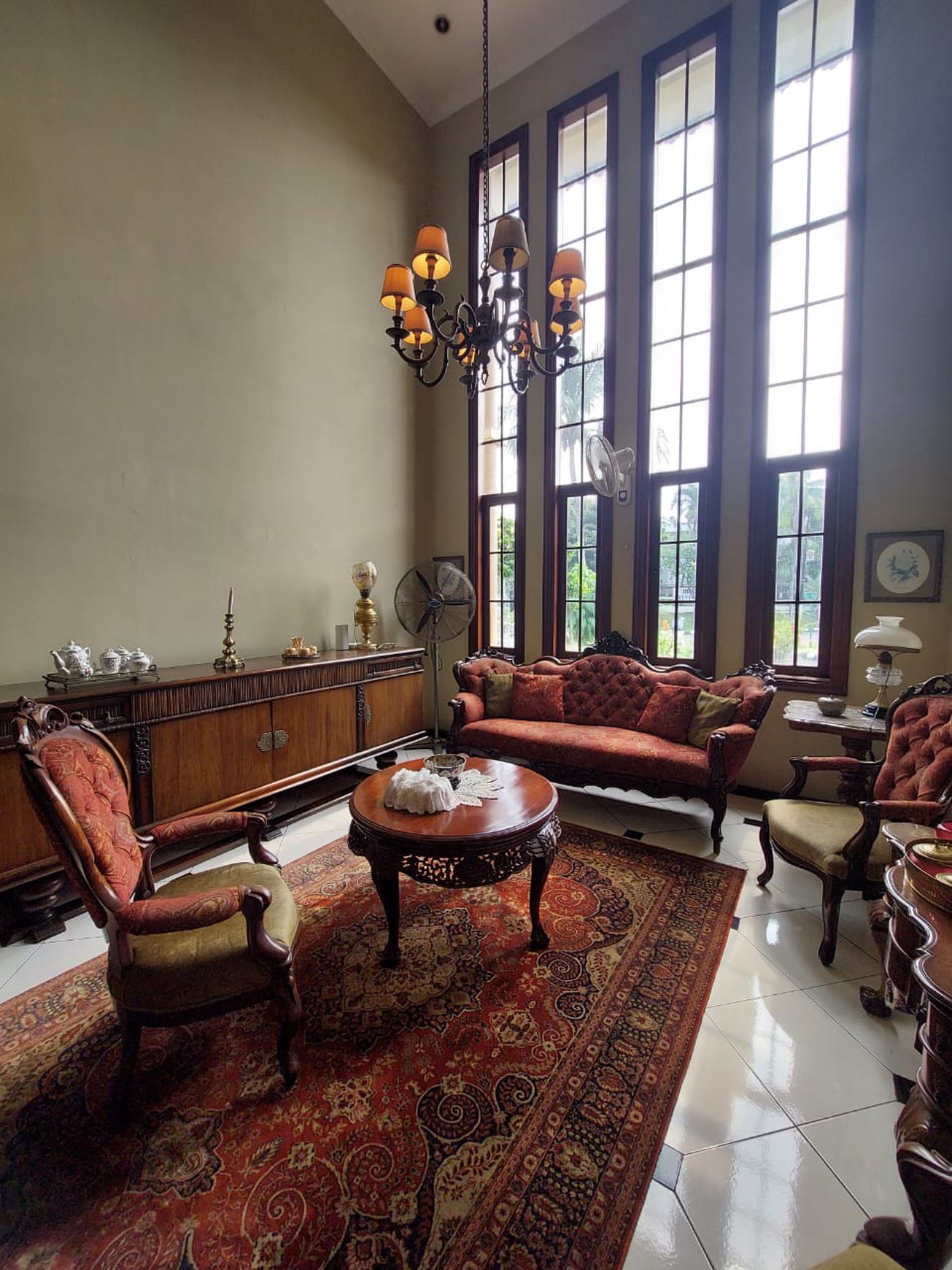 Dijual Rumah Hoek Mewah dalam Cluster Cikini di Bintaro Jaya