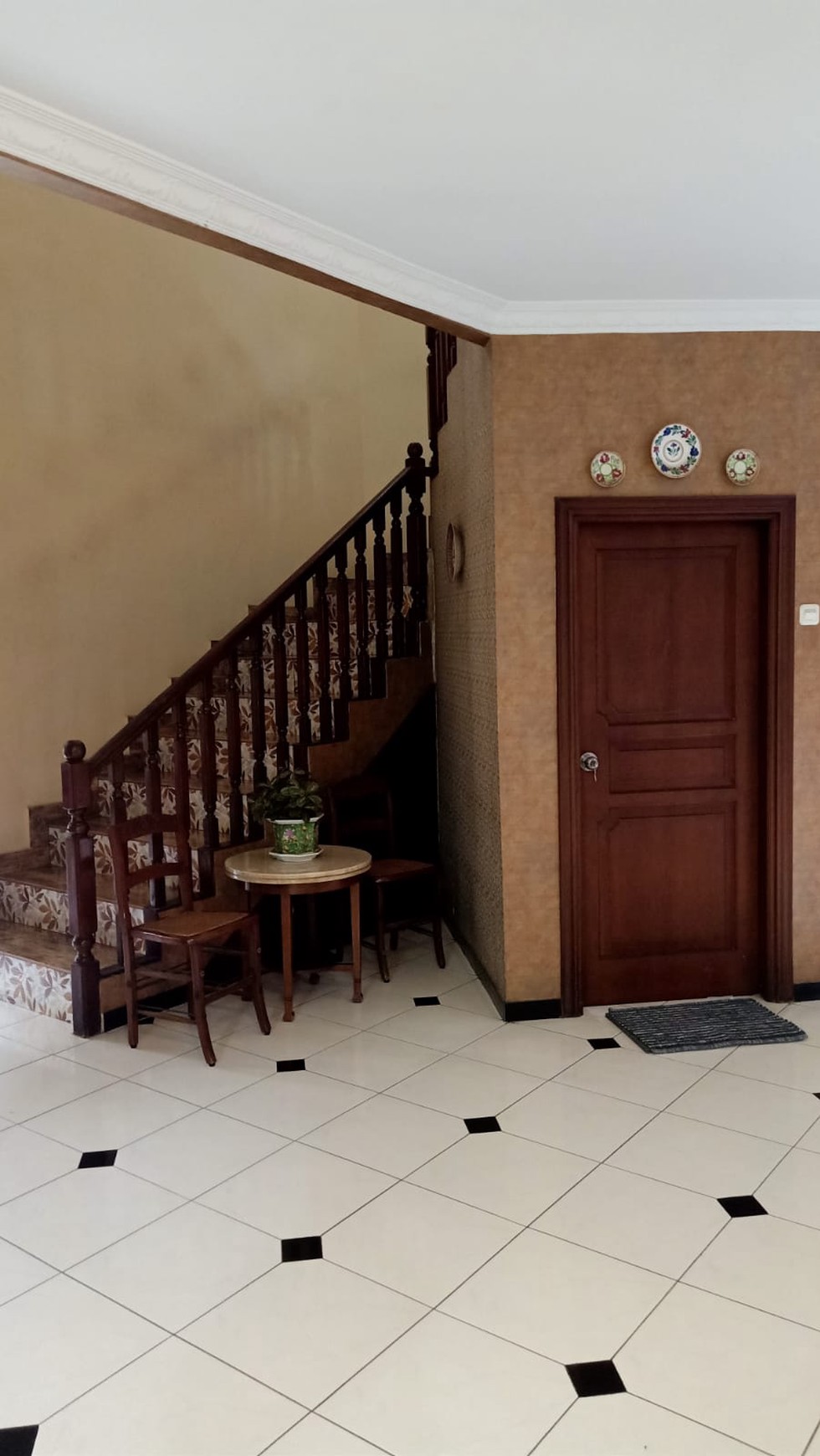 Dijual Rumah Hoek Mewah dalam Cluster Cikini di Bintaro Jaya