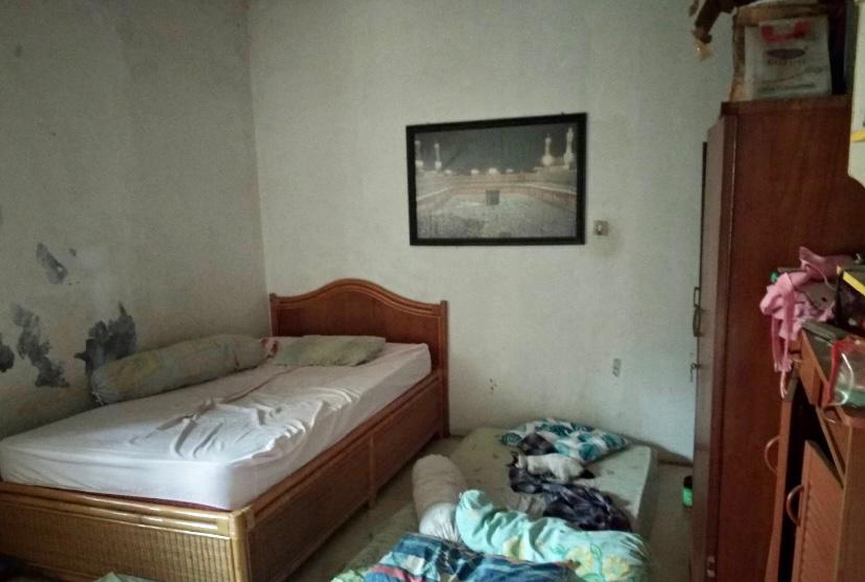 Rumah Bagus Di Jl Alvania, Komp Pertamina Pondok Ranji Tangerang Selatan