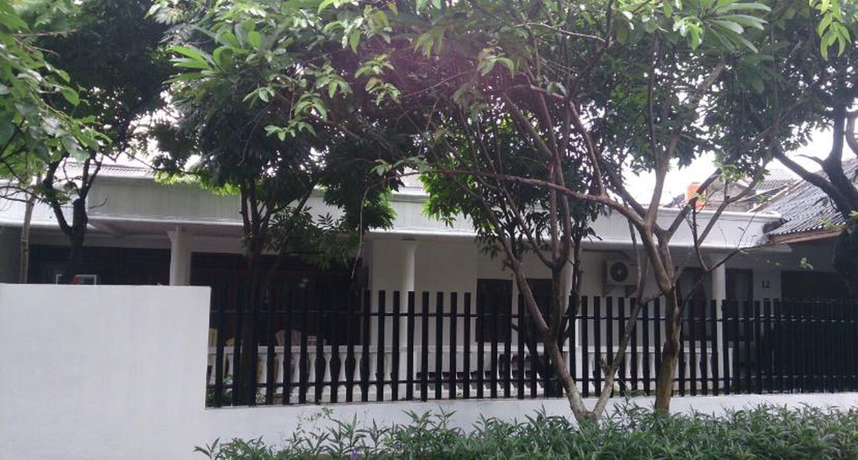 Rumah Bagus Di Jl Alvania, Komp Pertamina Pondok Ranji Tangerang Selatan