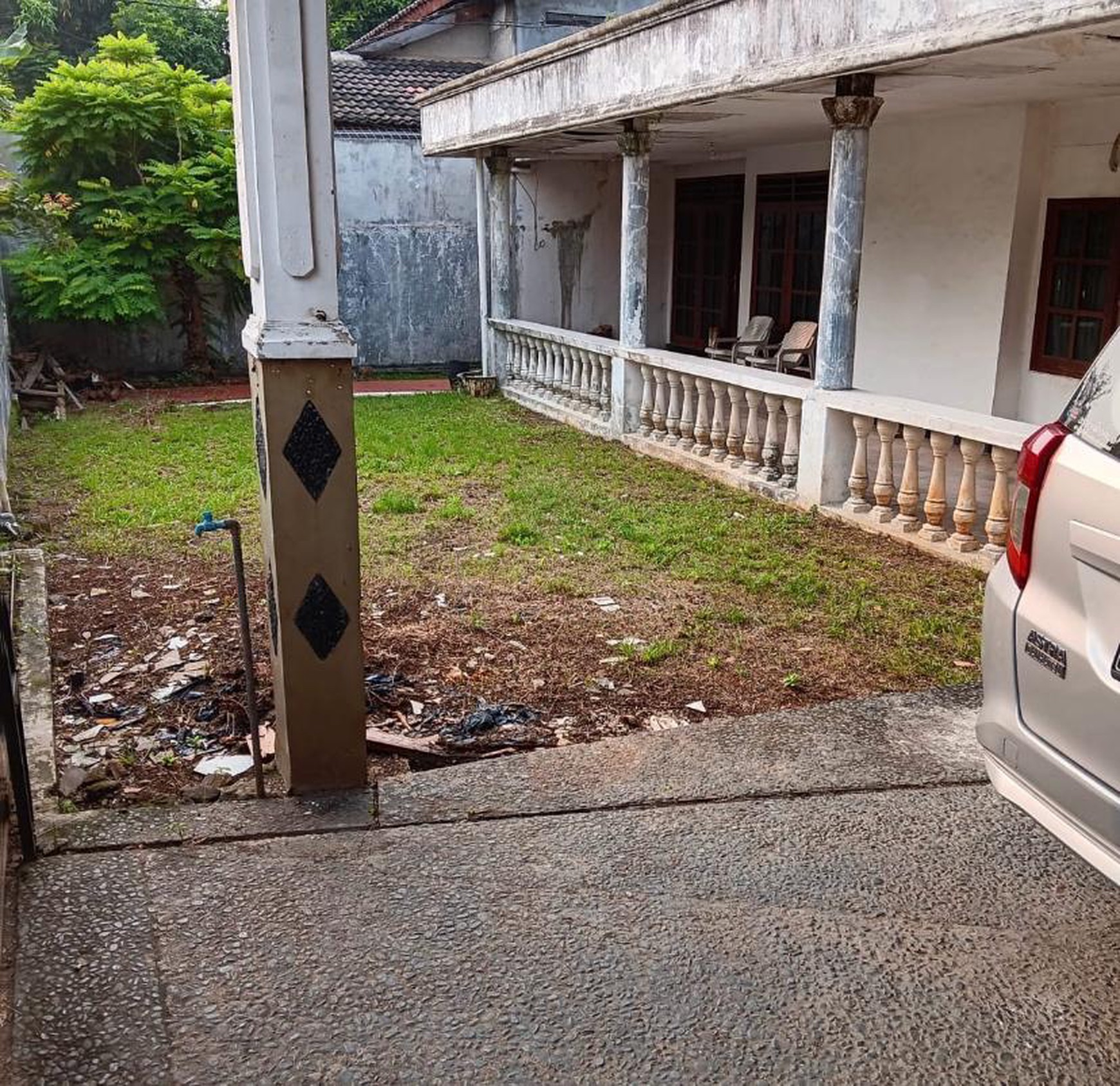 Rumah Bagus Di Jl Alvania, Komp Pertamina Pondok Ranji Tangerang Selatan