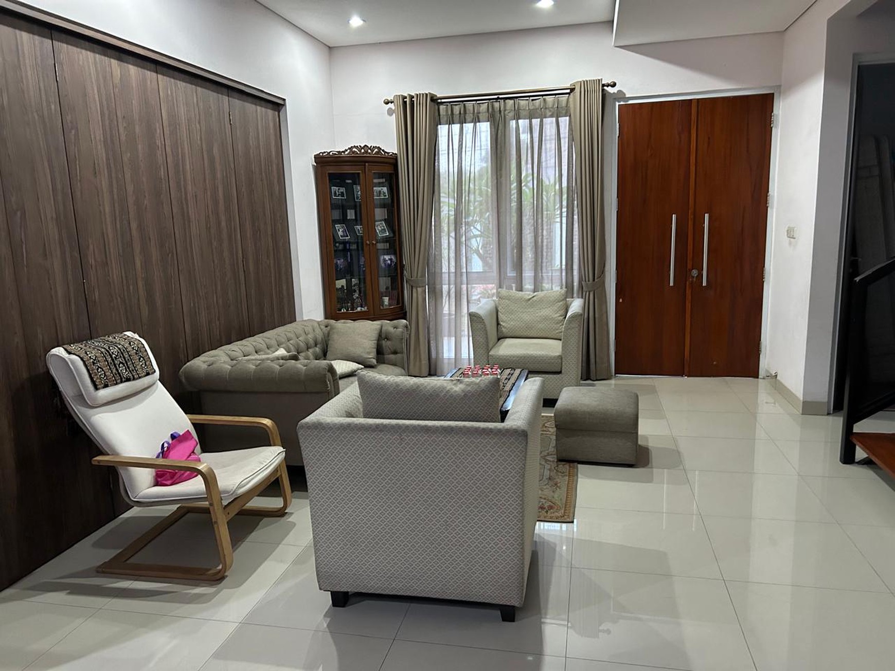 Rumah Bagus Di Jl Pluto Raya Margasari, Buah Batu Bandung