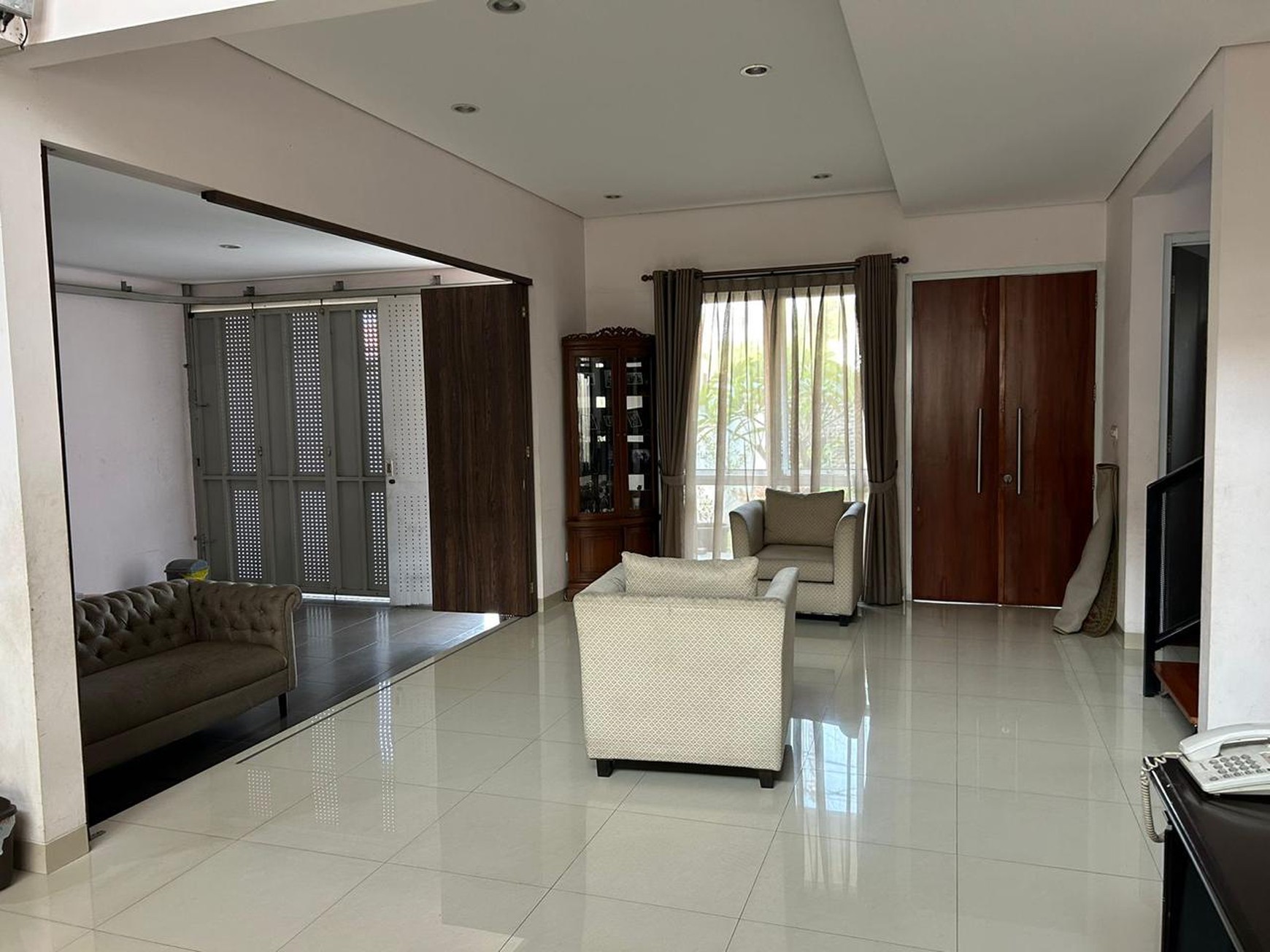 Rumah Bagus Di Jl Pluto Raya Margasari, Buah Batu Bandung
