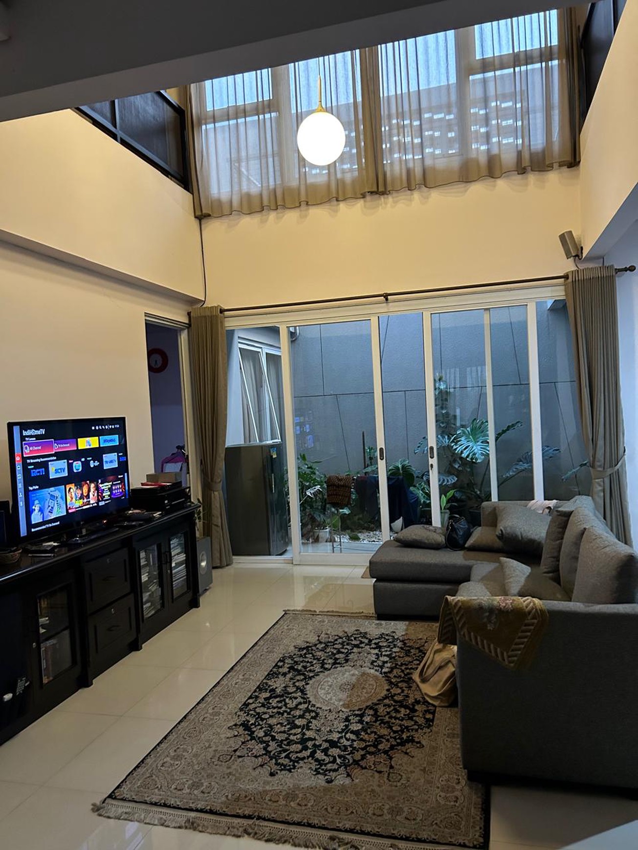 Rumah Bagus Di Jl Pluto Raya Margasari, Buah Batu Bandung