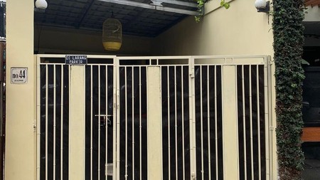 JUAL RUMAH NYAMAN MINIMALIS  LOKASI STRATEGIS