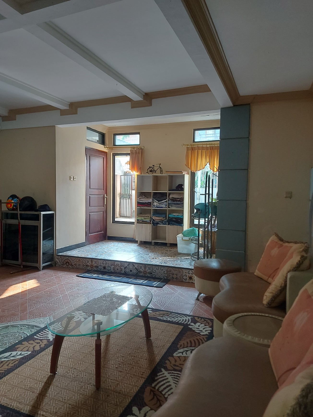 Sewa Rumah Luas Termurah di surabaya