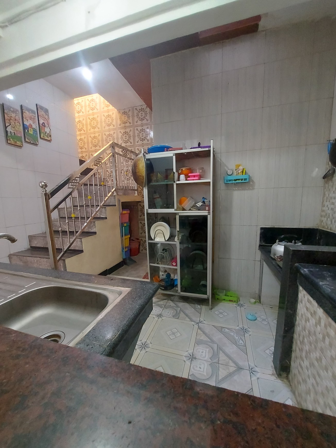 Sewa Rumah Luas Termurah di surabaya