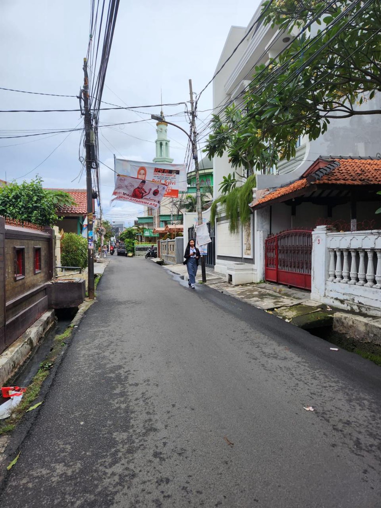 DI JUAL RUMAH SIAP HUNI DI PAL BATU - MENTENG DALAM, TEBET - JAKARTA SELATAN