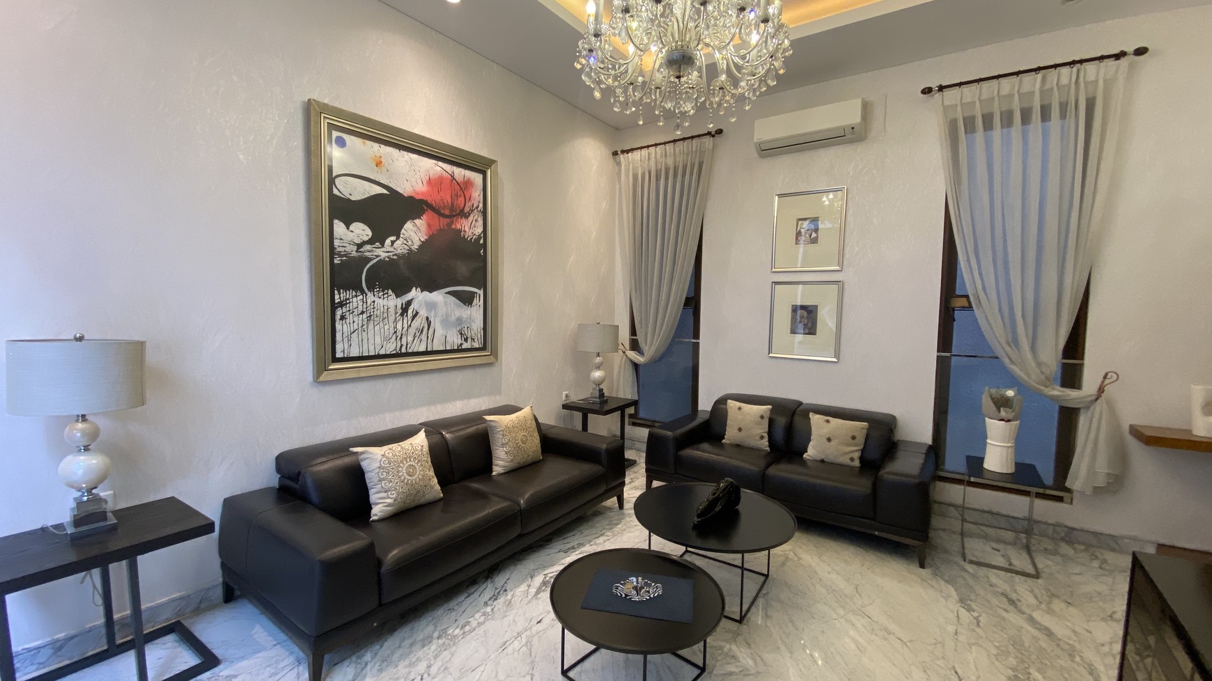 MODERN AND BEAUTIFUL HOUSE AT KEBAYORAN BARU AREA