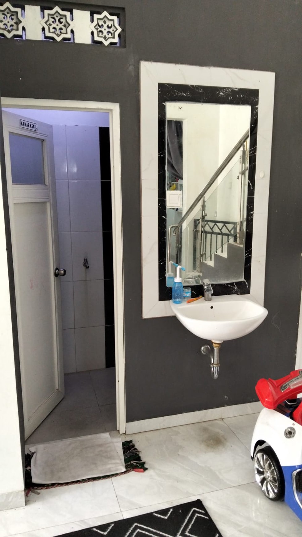 Investasi Rumah kost Furnish 23 kamar Tidur Lokasi Dekat Pemda Sleman