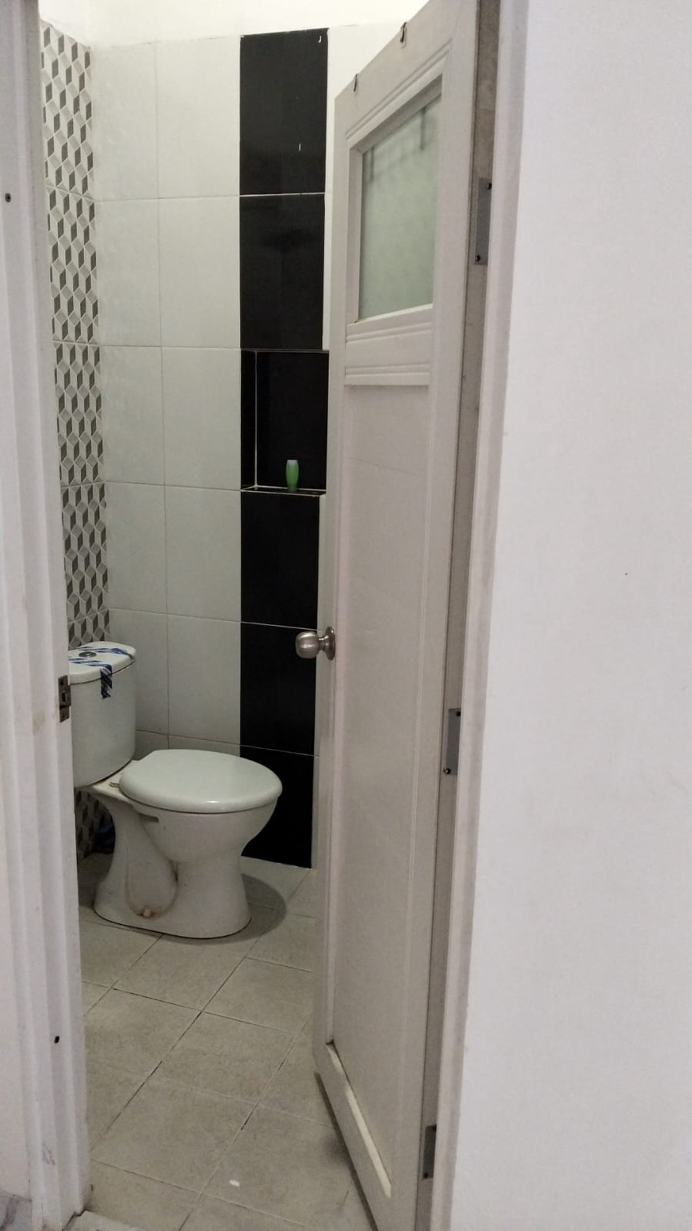 Investasi Rumah kost Furnish 23 kamar Tidur Lokasi Dekat Pemda Sleman