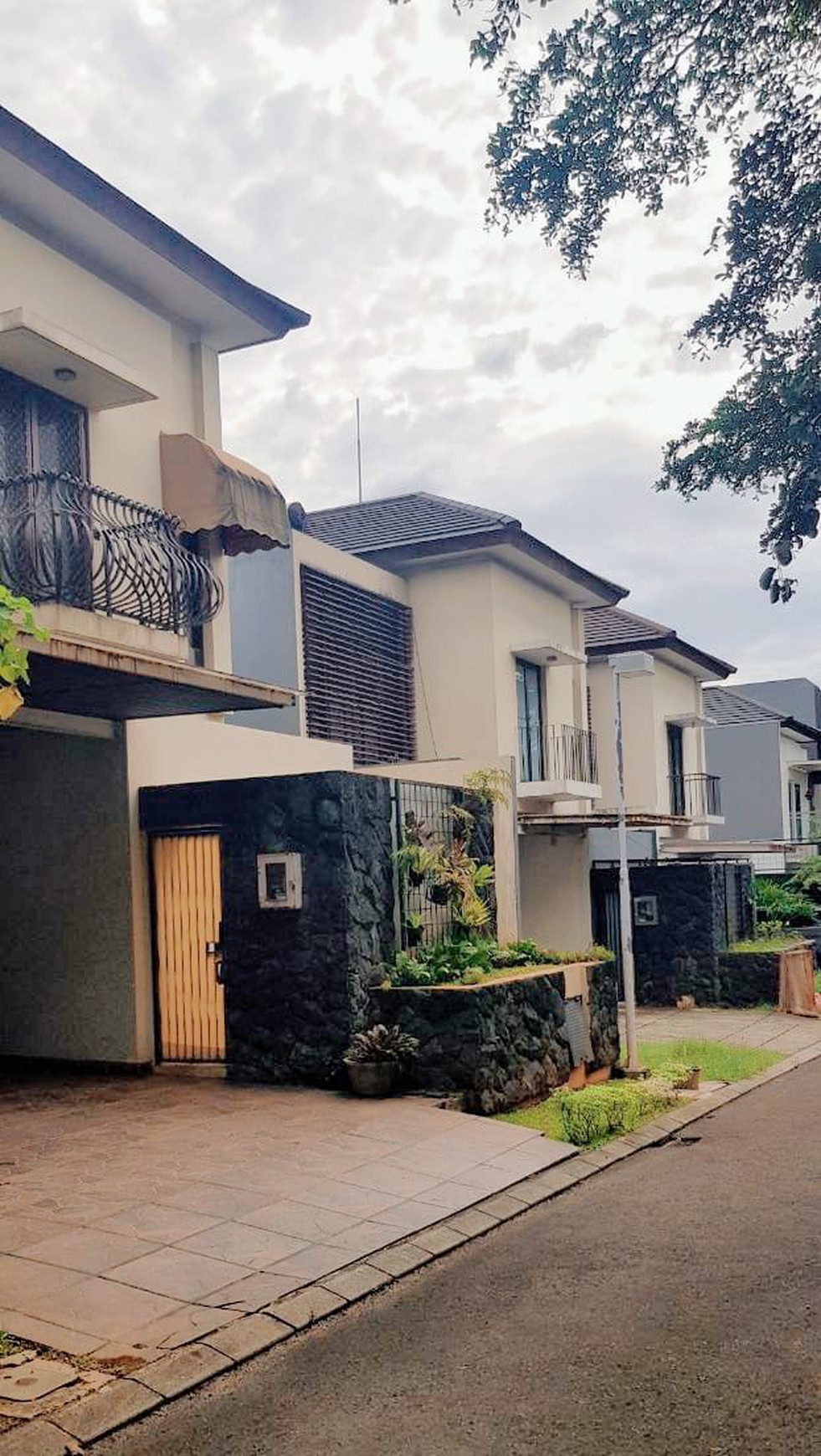 Rumah Bagus Di Tamarin Lane Lebak Bulus Jakarta Selatan
