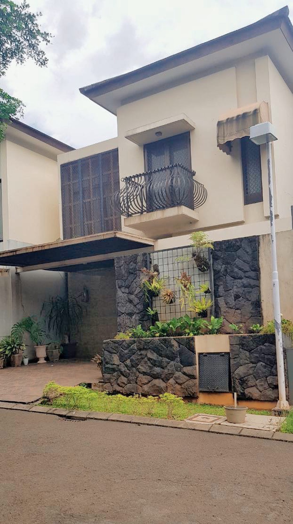 Rumah Bagus Di Tamarin Lane Lebak Bulus Jakarta Selatan