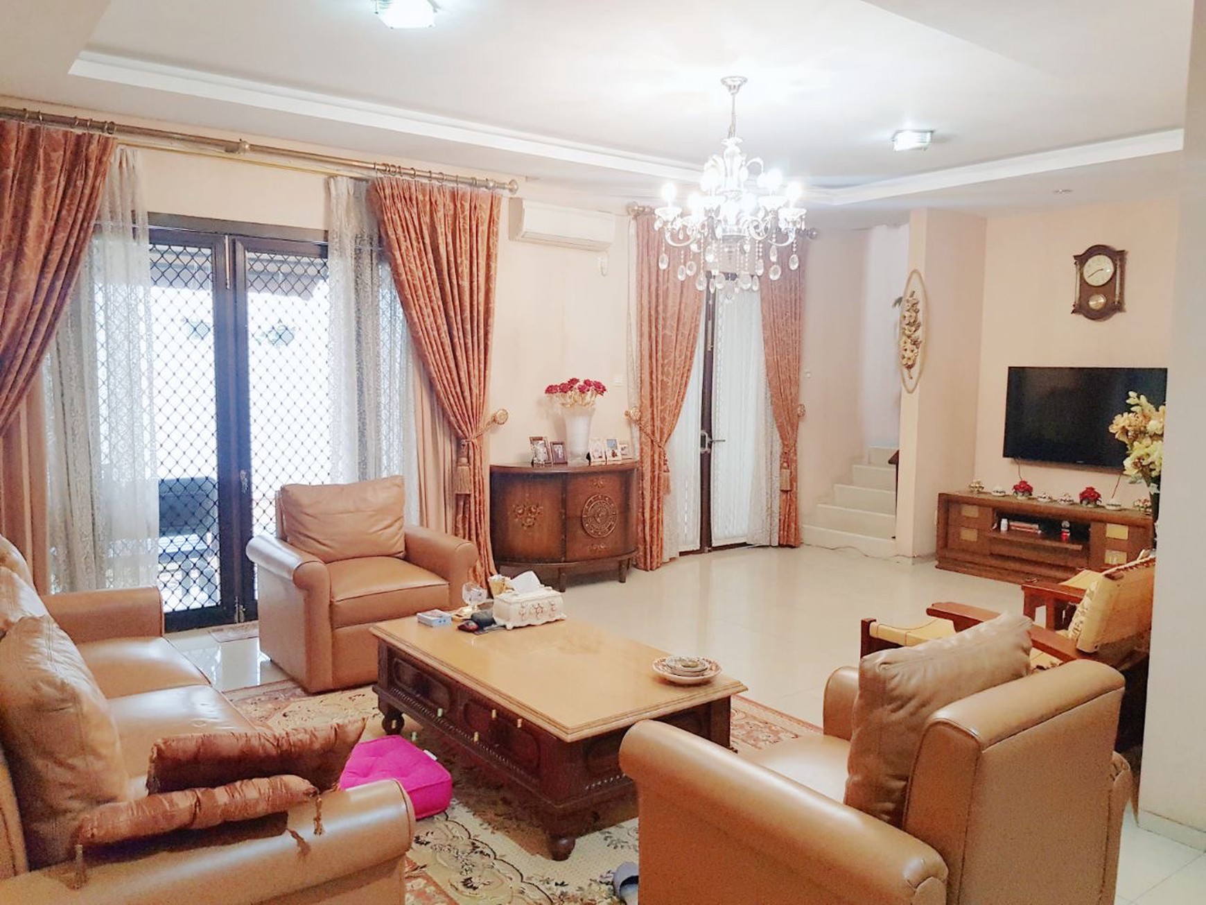 Rumah Bagus Di Tamarin Lane Lebak Bulus Jakarta Selatan