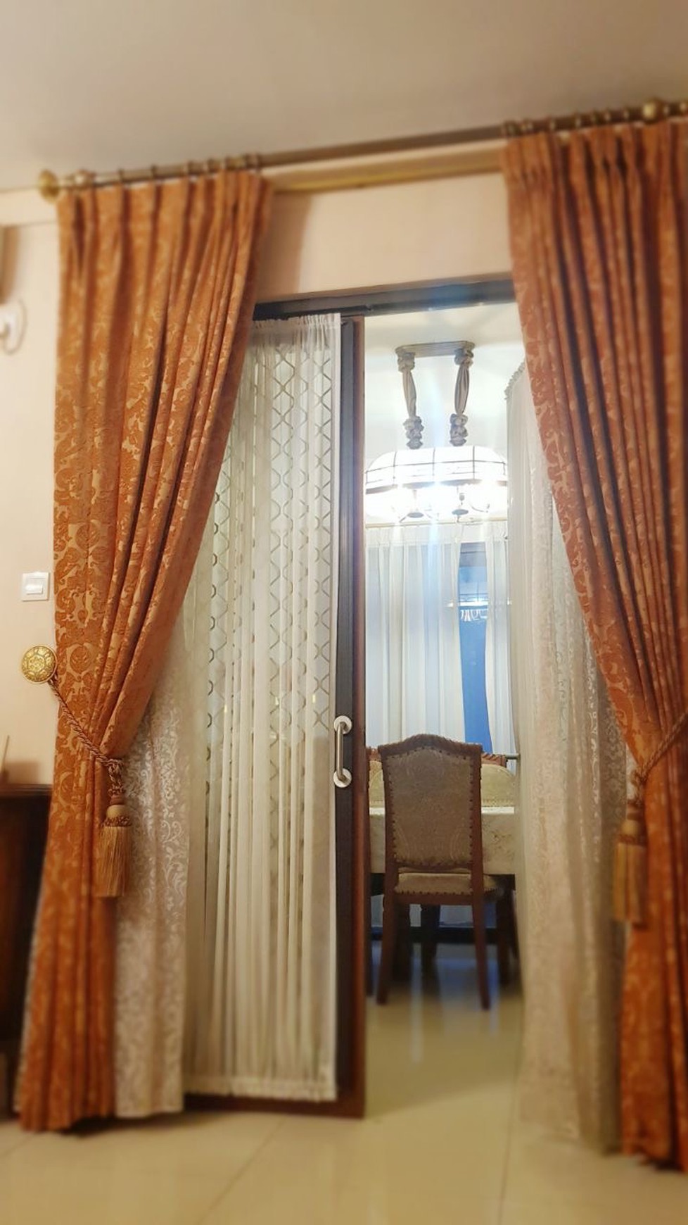 Rumah Bagus Di Tamarin Lane Lebak Bulus Jakarta Selatan