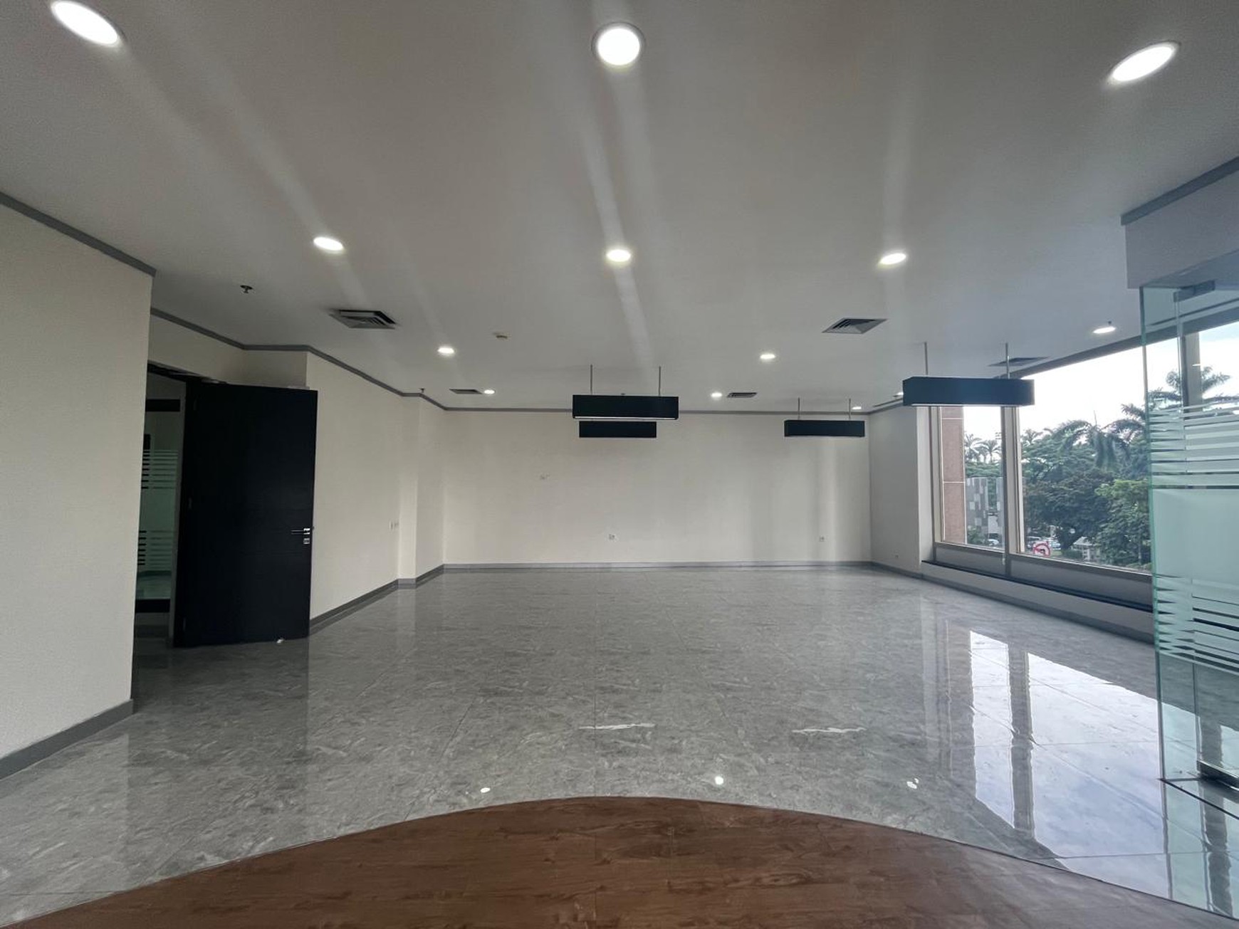 Office Space di Plaza Asia Senayan