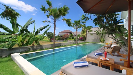  Luxury For Rent Villa 4 Bedrooms in Berawa Canggu Bali