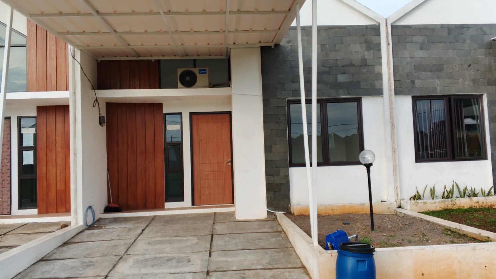 RUMAH BARU MINIMALIS SIAP HUNI DI GRAND MEKARSARI CILEUNGSI