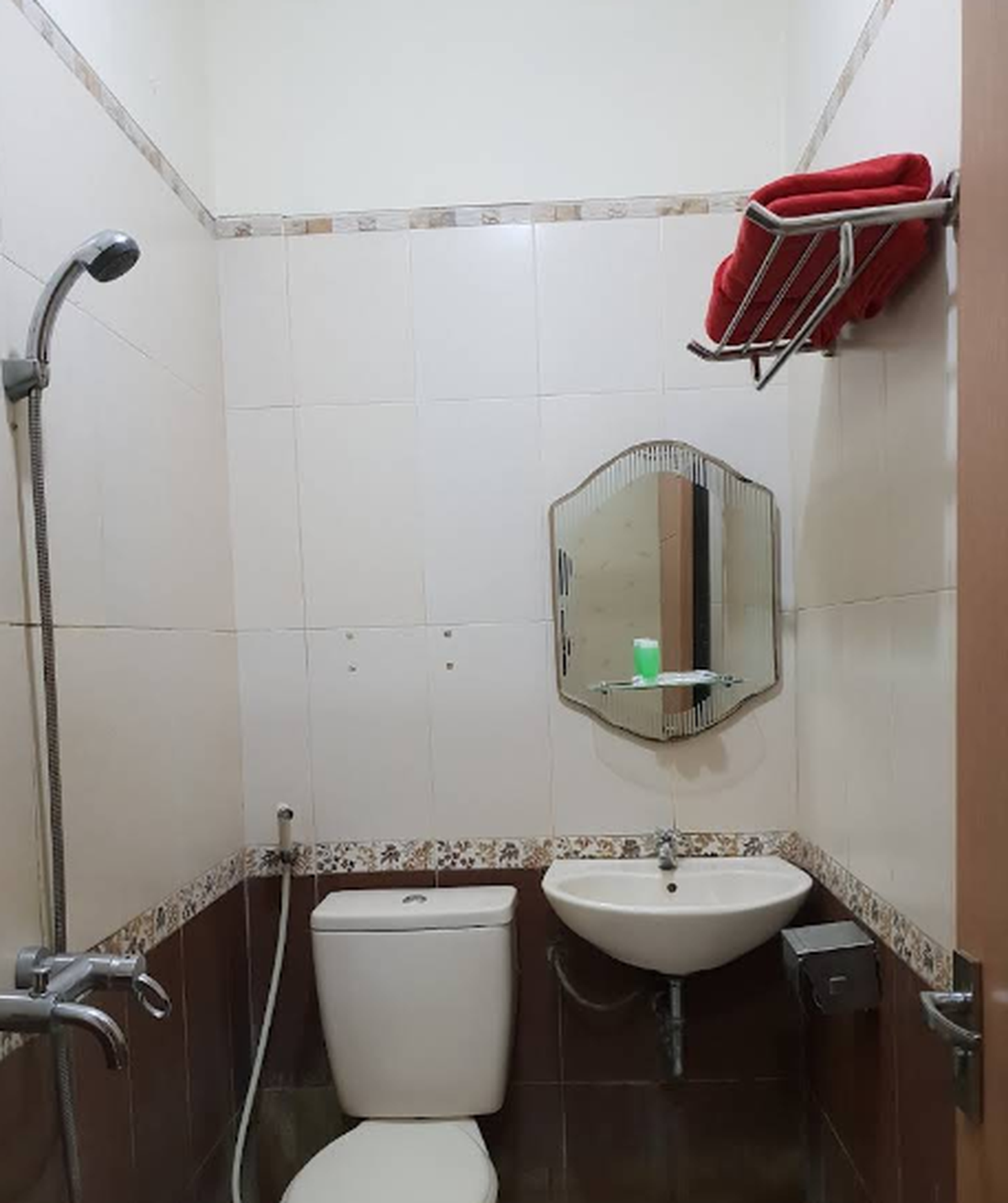 Hotel dekat dengan Stasiun Bandung dan Kartika Sari