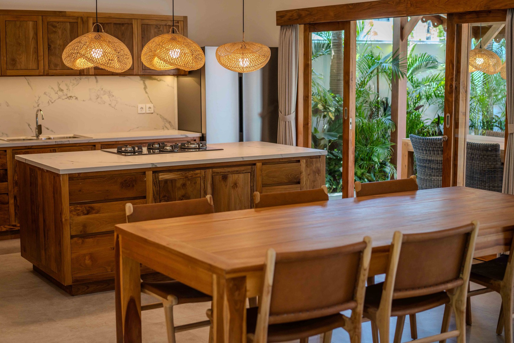 Leasehold Brand New Villa in Seseh Close To Canggu Bali