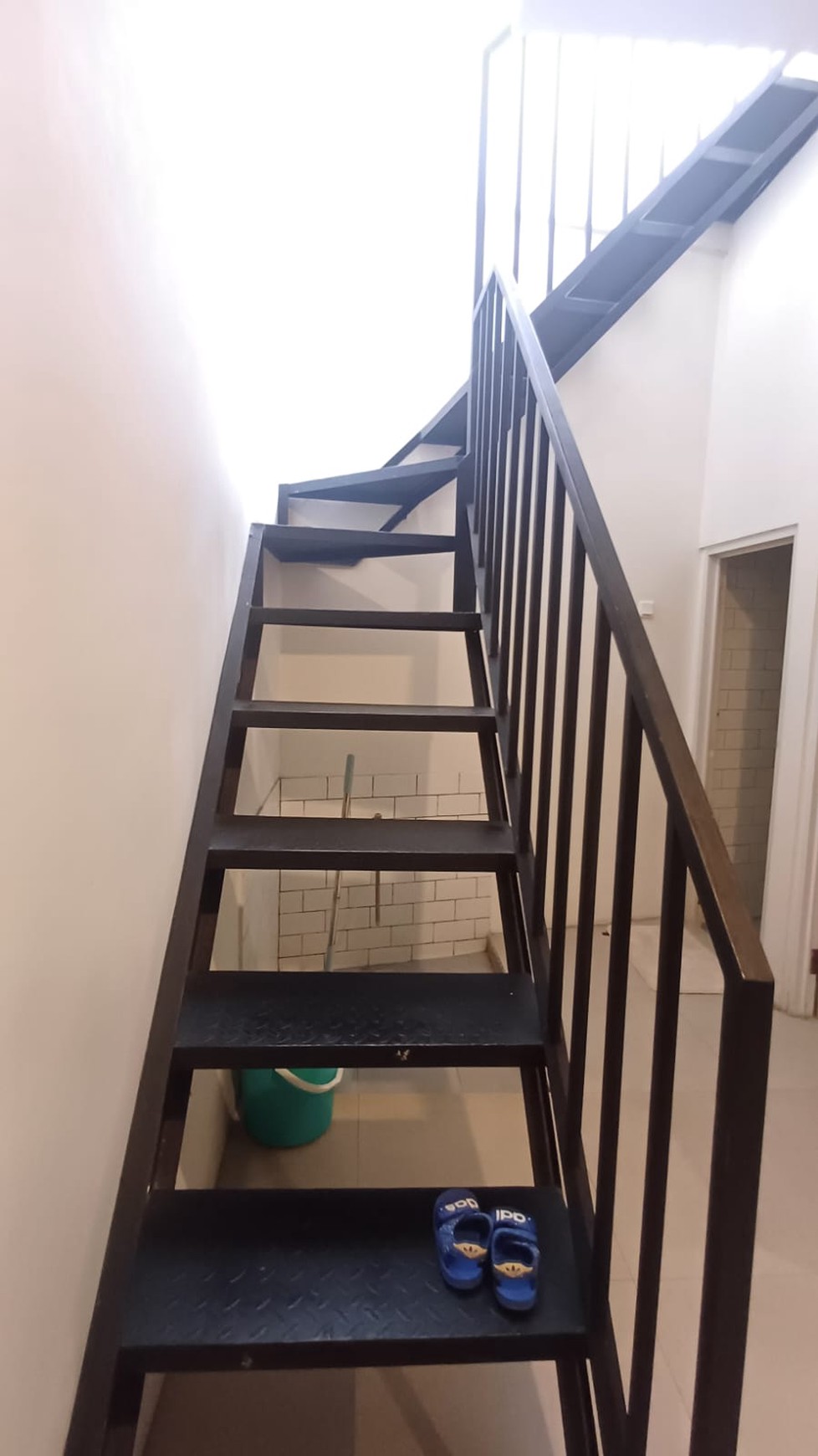 Rumah Siap Huni SHM Lokasi Strategis @Bintaro Sektor 9