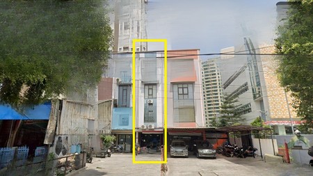 Ruko di Lokasi Strategis di Saharjo Jakarta Selatan