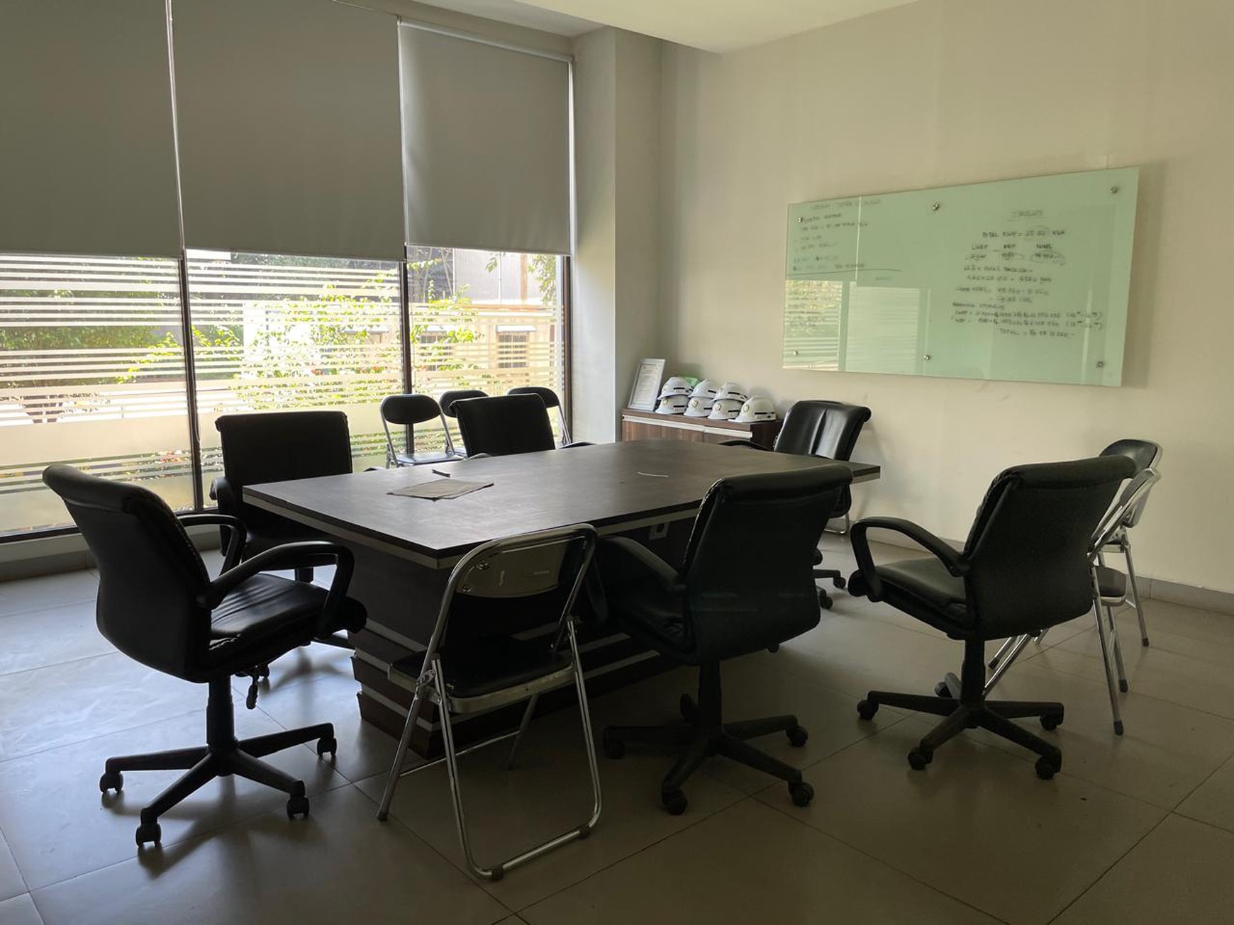 DIJUAL CEPAT! EX WORKSHOP STRATEGIS DI CIKAMPEK - JAWA BARAT 
