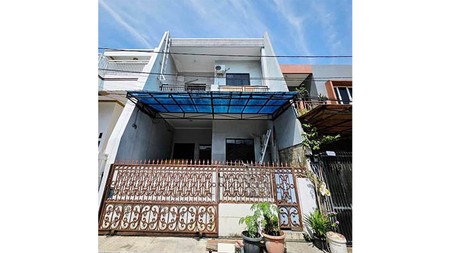 Rumah Sungai Indragiri, Semper Barat