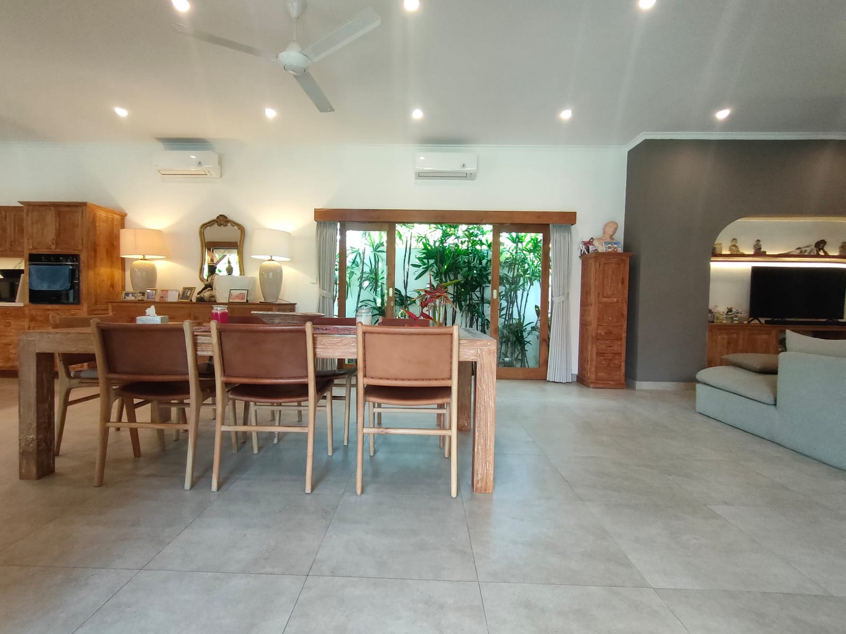 Villa Leasehold 4 Bedroom In Buduk Canggu Bali