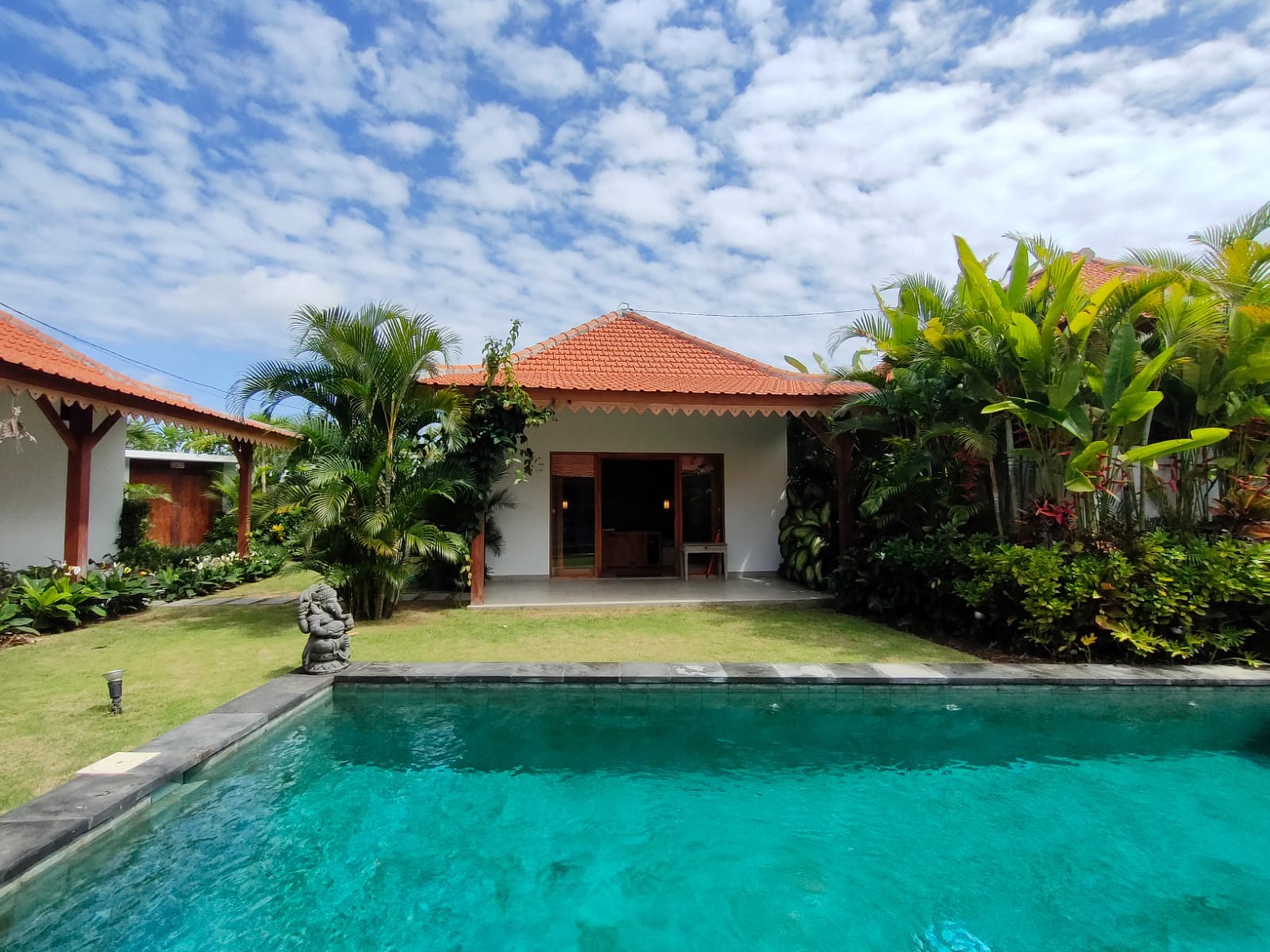 Villa Leasehold 4 Bedroom In Buduk Canggu Bali