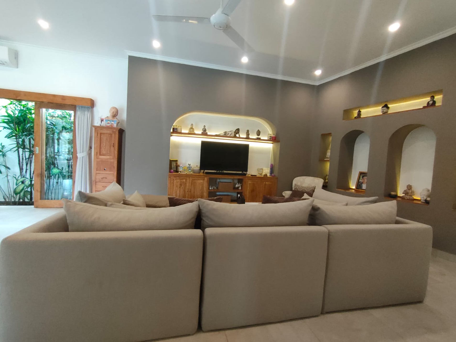 Villa Leasehold 4 Bedroom In Buduk Canggu Bali