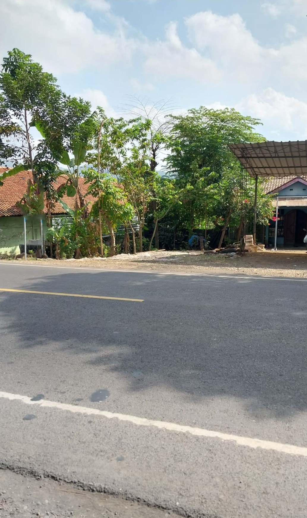 Tanah Pinggir Jl Provinsi di Jl Raya Bhayangkara Majenang Kab Cilacap