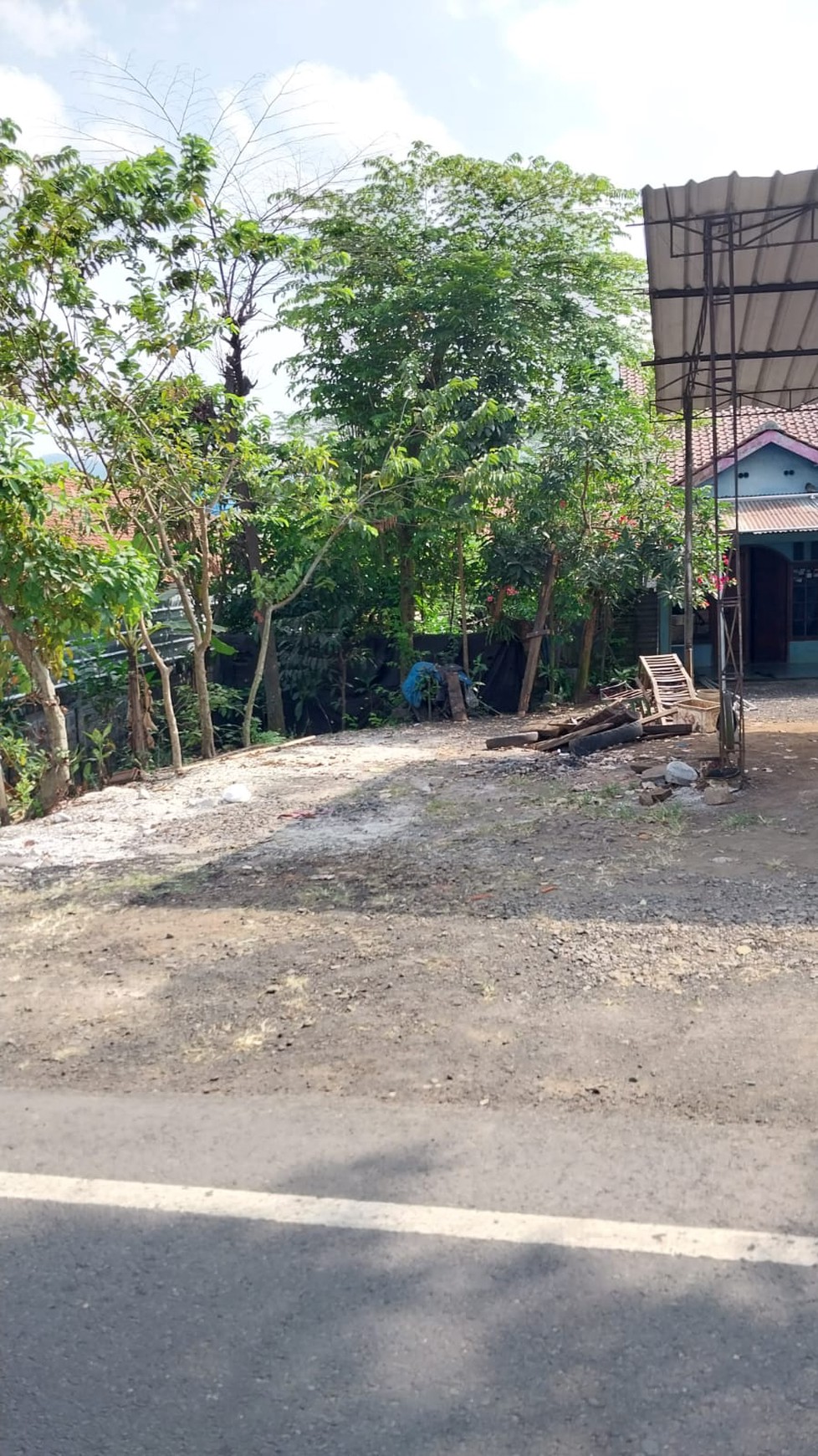 Tanah Pinggir Jl Provinsi di Jl Raya Bhayangkara Majenang Kab Cilacap