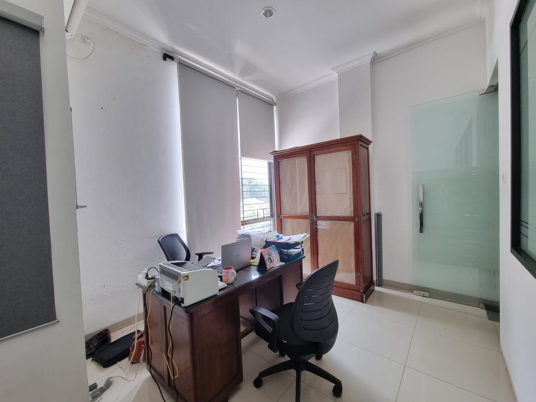 Ruko Siap Pakai, Kondisi Rapi dan Bersih @Ruko Grand Centro, Bintaro.