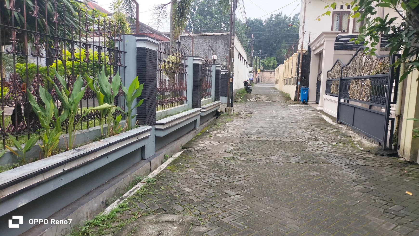 Rumah Mewah Furnish Lokasi Strategis Dekat Kawasan Bisnis Jalan Kaliurang