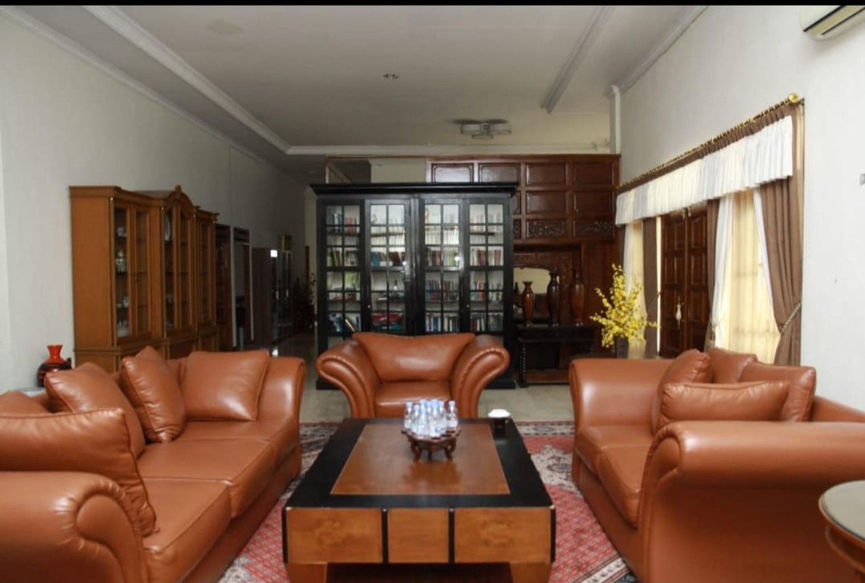 Rumah Mewah Furnish Lokasi Strategis Dekat Kawasan Bisnis Jalan Kaliurang
