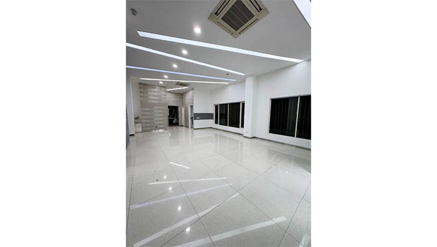 Dijual & Sewa Ruko Hoek Kirana Boutique Office, Kelapa Gading