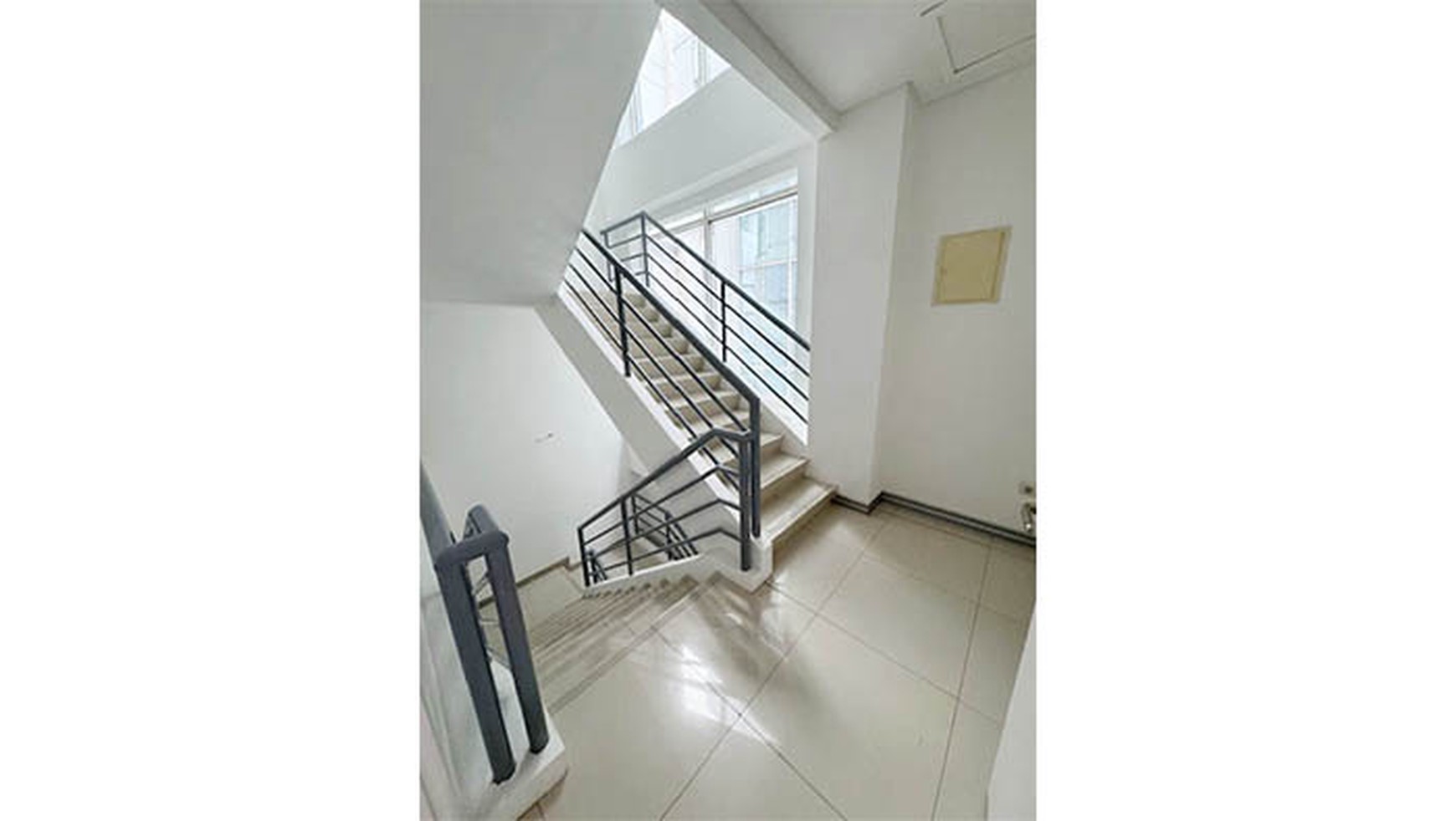 Dijual & Sewa Ruko Hoek Kirana Boutique Office, Kelapa Gading