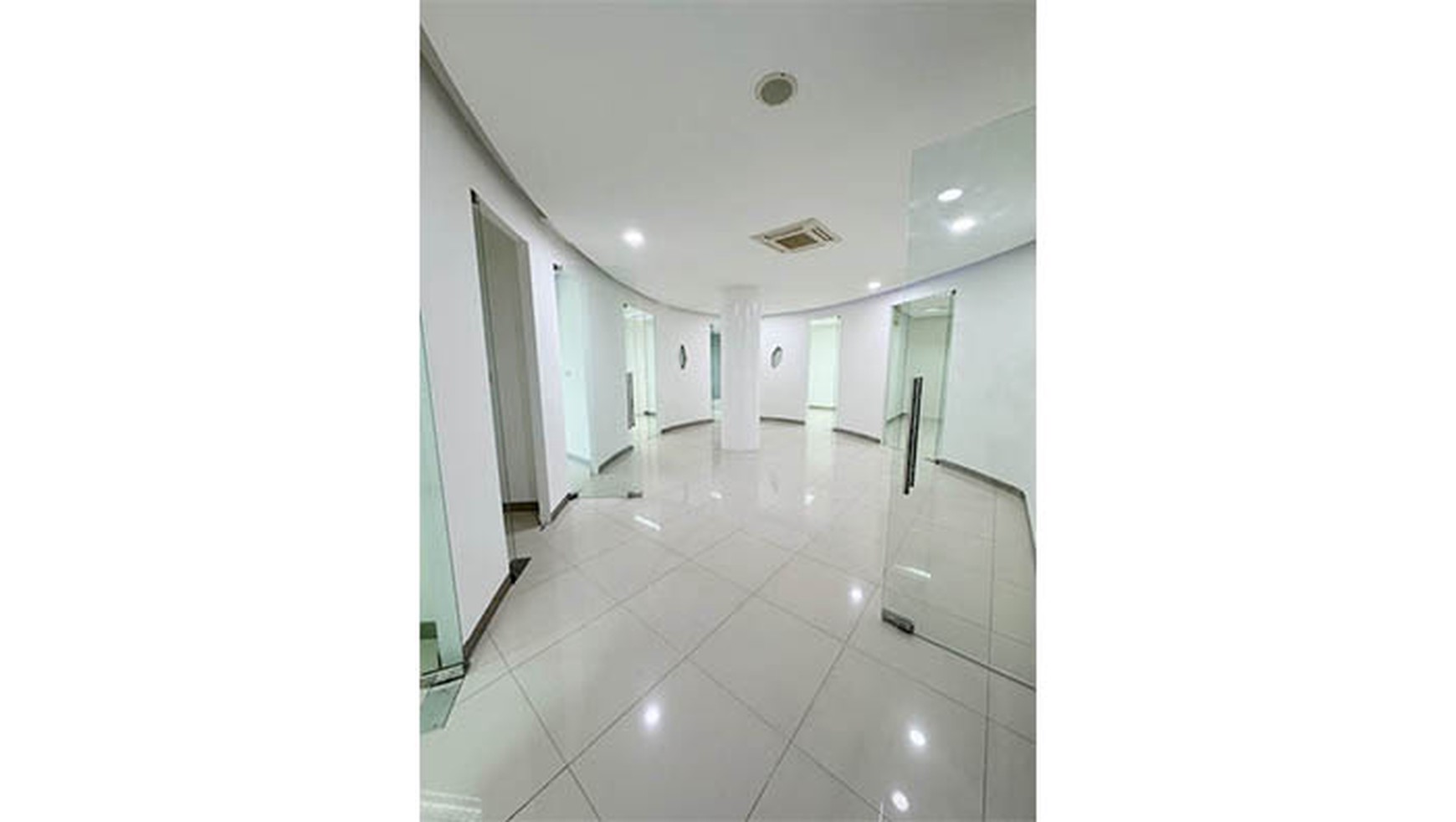 Dijual & Sewa Ruko Hoek Kirana Boutique Office, Kelapa Gading