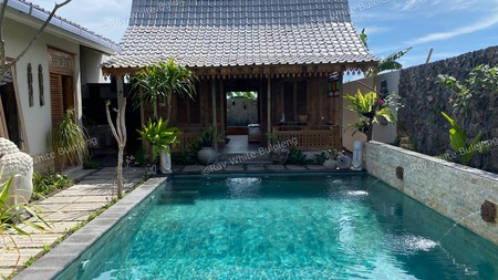 Classic Style Villa for Peaceful and Sophisticated Living