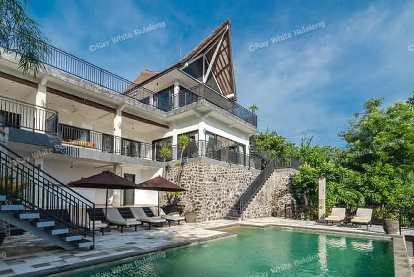 Serene Villa with Ocean & Forest Views - Tranquil Luxury Living