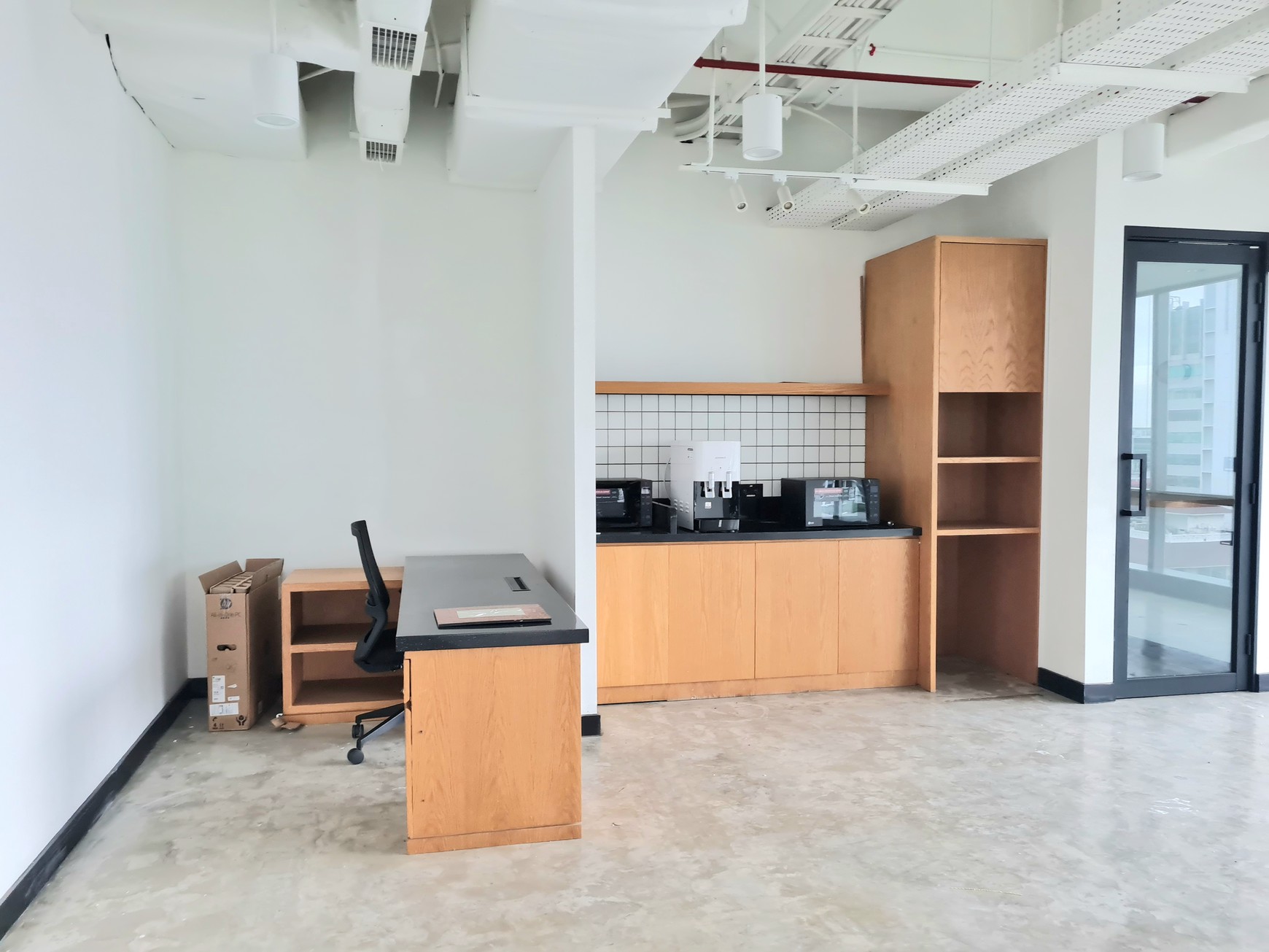 Office JB Tower Lantai 11