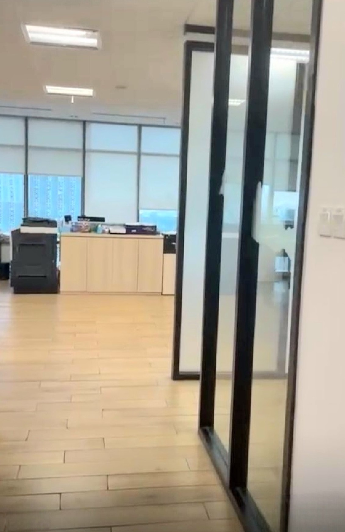 Office JB Tower Lantai 18