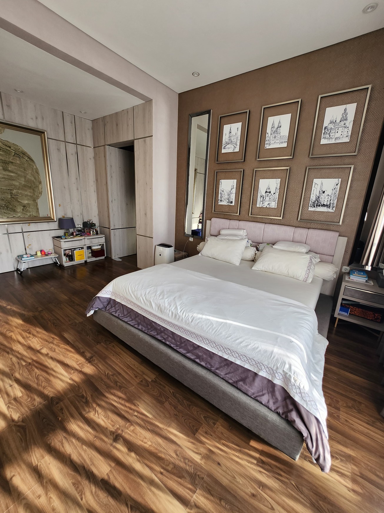 ROYAL RESIDENCE FURNIS ROW LEBAR 3M- AN WIYUNG SURABAYA