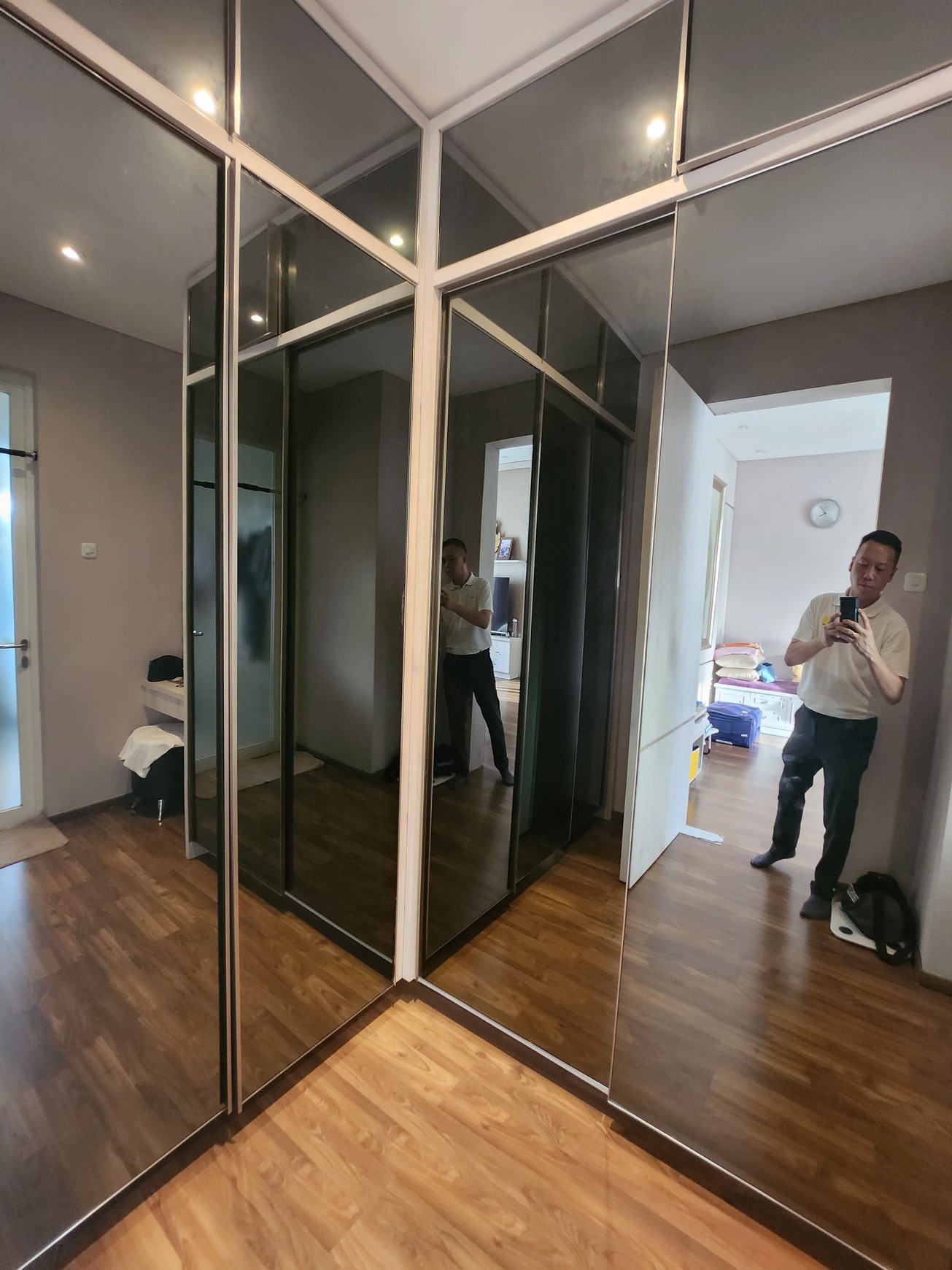 ROYAL RESIDENCE FURNIS ROW LEBAR 3M- AN WIYUNG SURABAYA