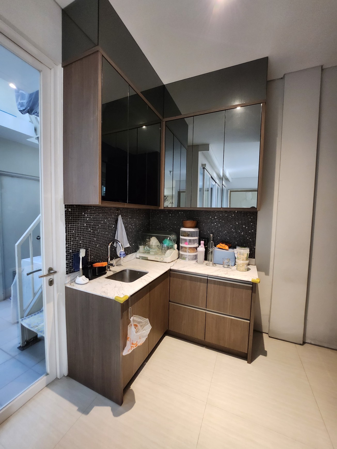 ROYAL RESIDENCE FURNIS ROW LEBAR 3M- AN WIYUNG SURABAYA